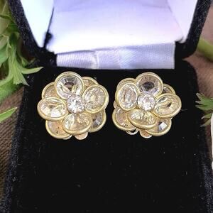 Anthropologie Swarovski Crystal Cluster Flower Earrings Gold Plating Formal